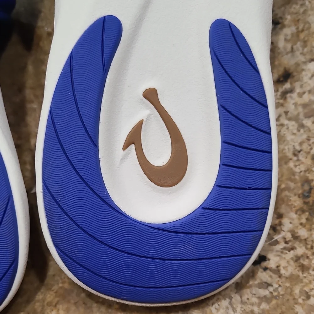 OluKai Blue Komo Slide Sunset Blue Sandals with White Accents NWT Size 14